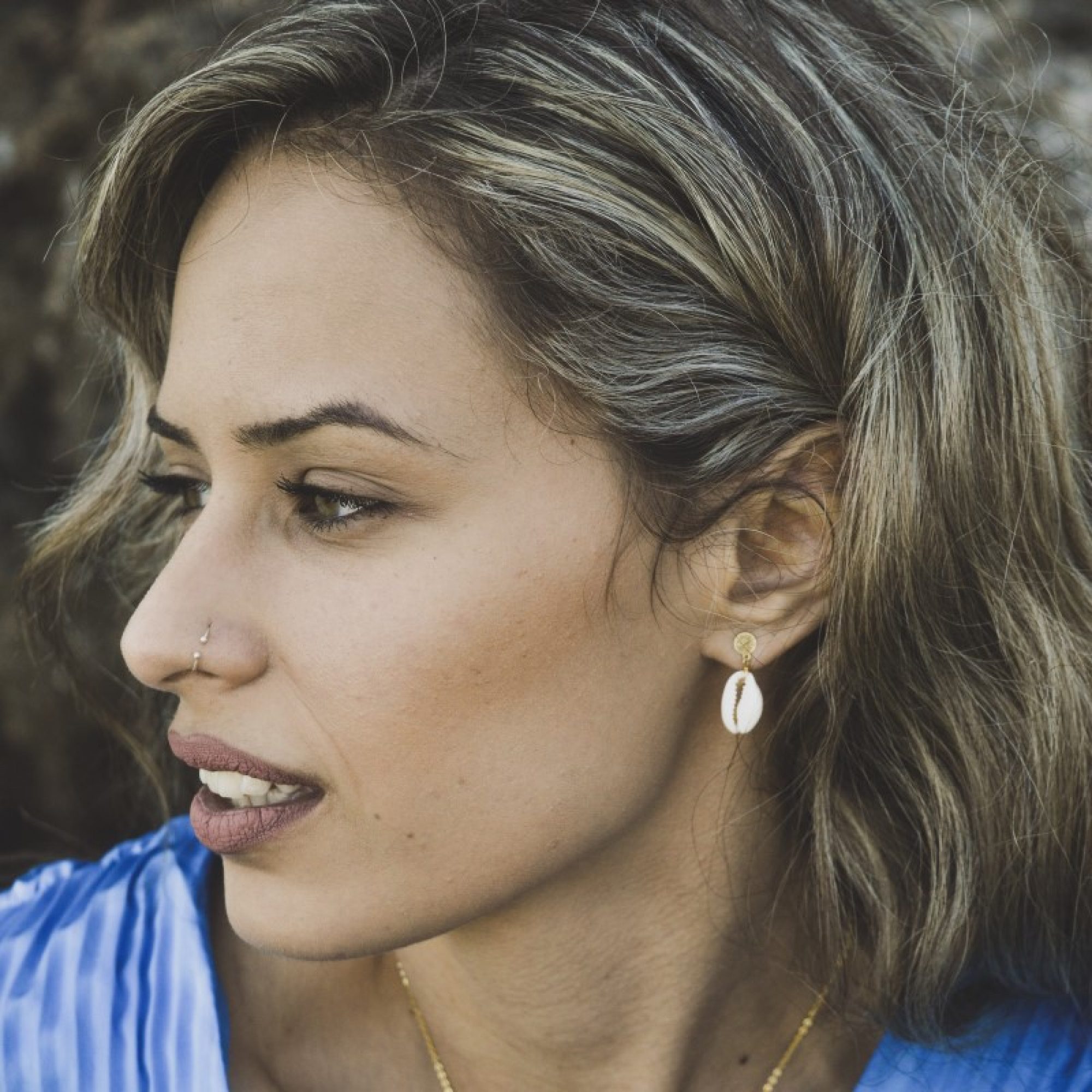 Gold plated earrings with seashells