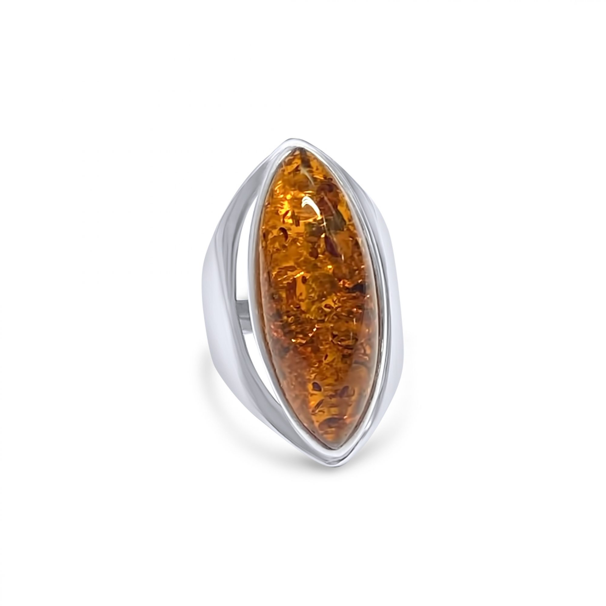 Ring with amber