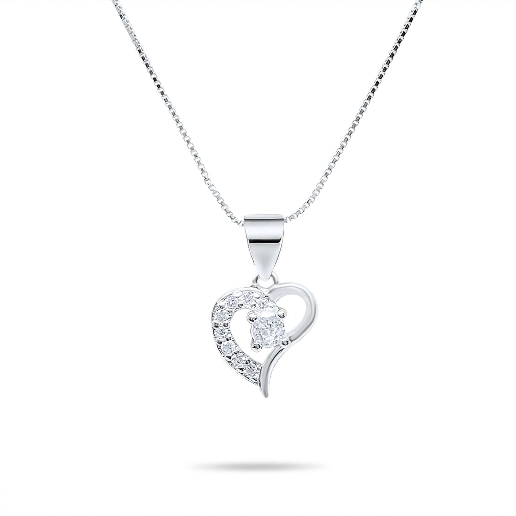 Heart necklace with zircon stones