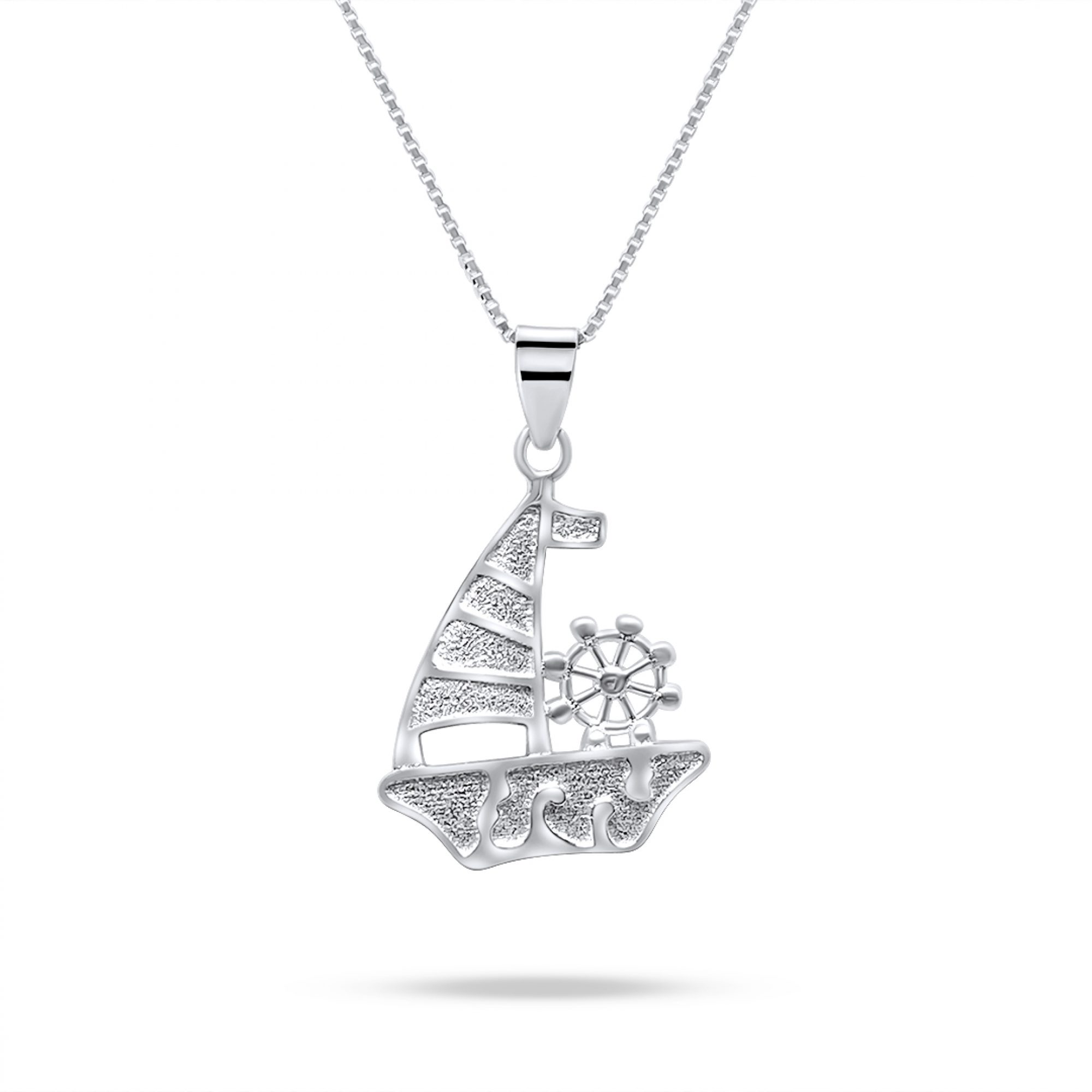 Boat necklace