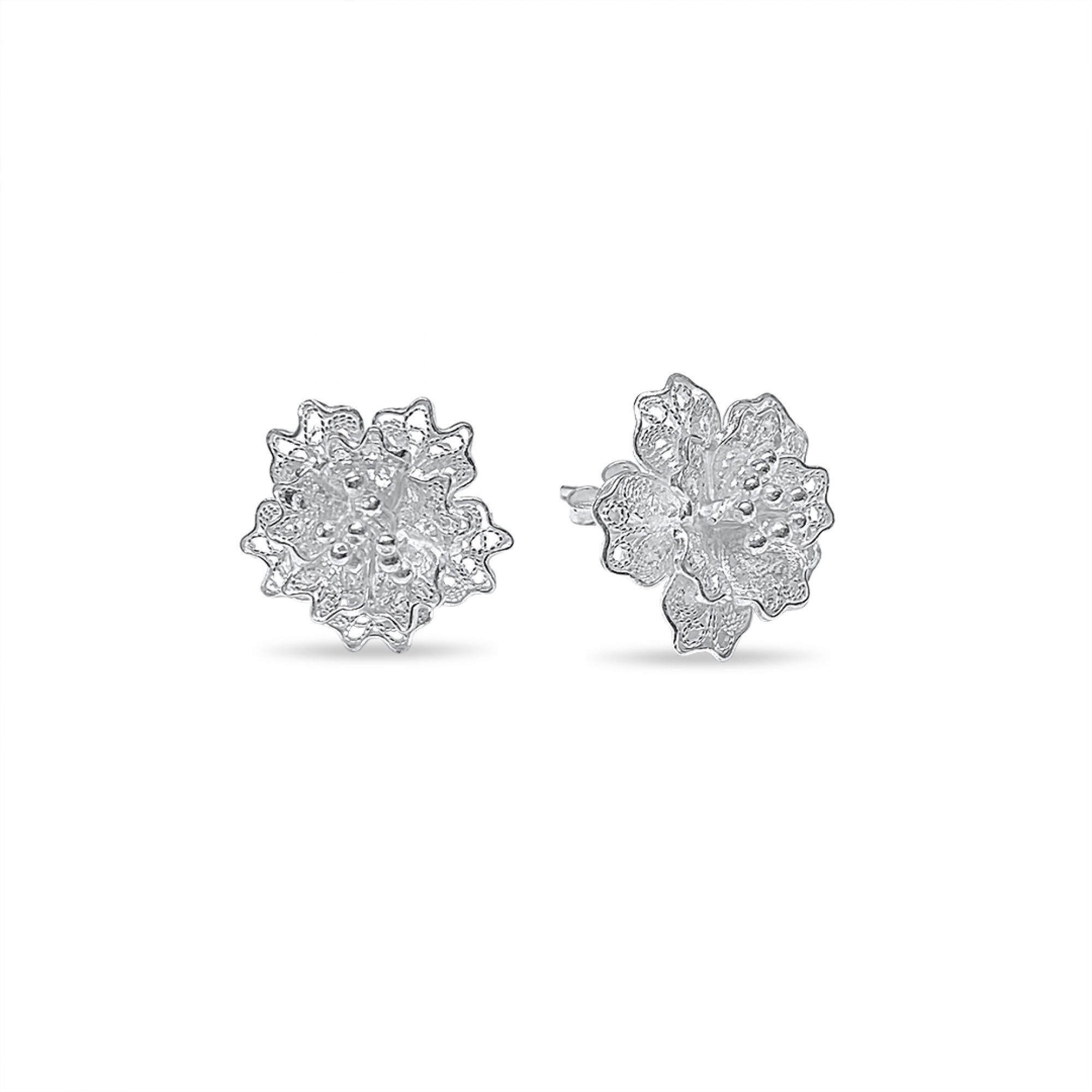 Filigree stud earrings