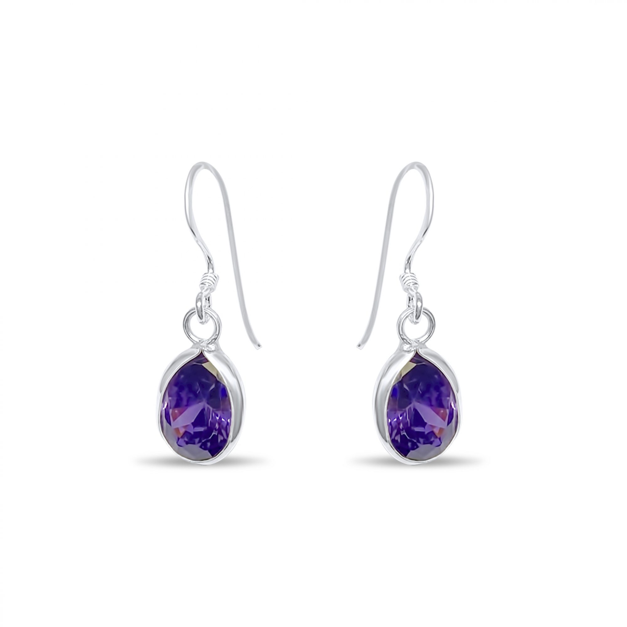 Silver dangle earrings with amethyst stone